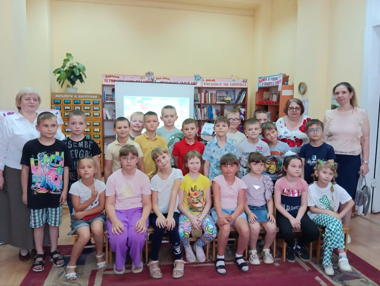 Экскурсия в районную библиотеку.